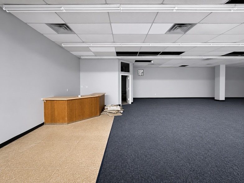 5132 Park Heights Ave, Baltimore, MD for sale - Building Photo - Image 3 of 16