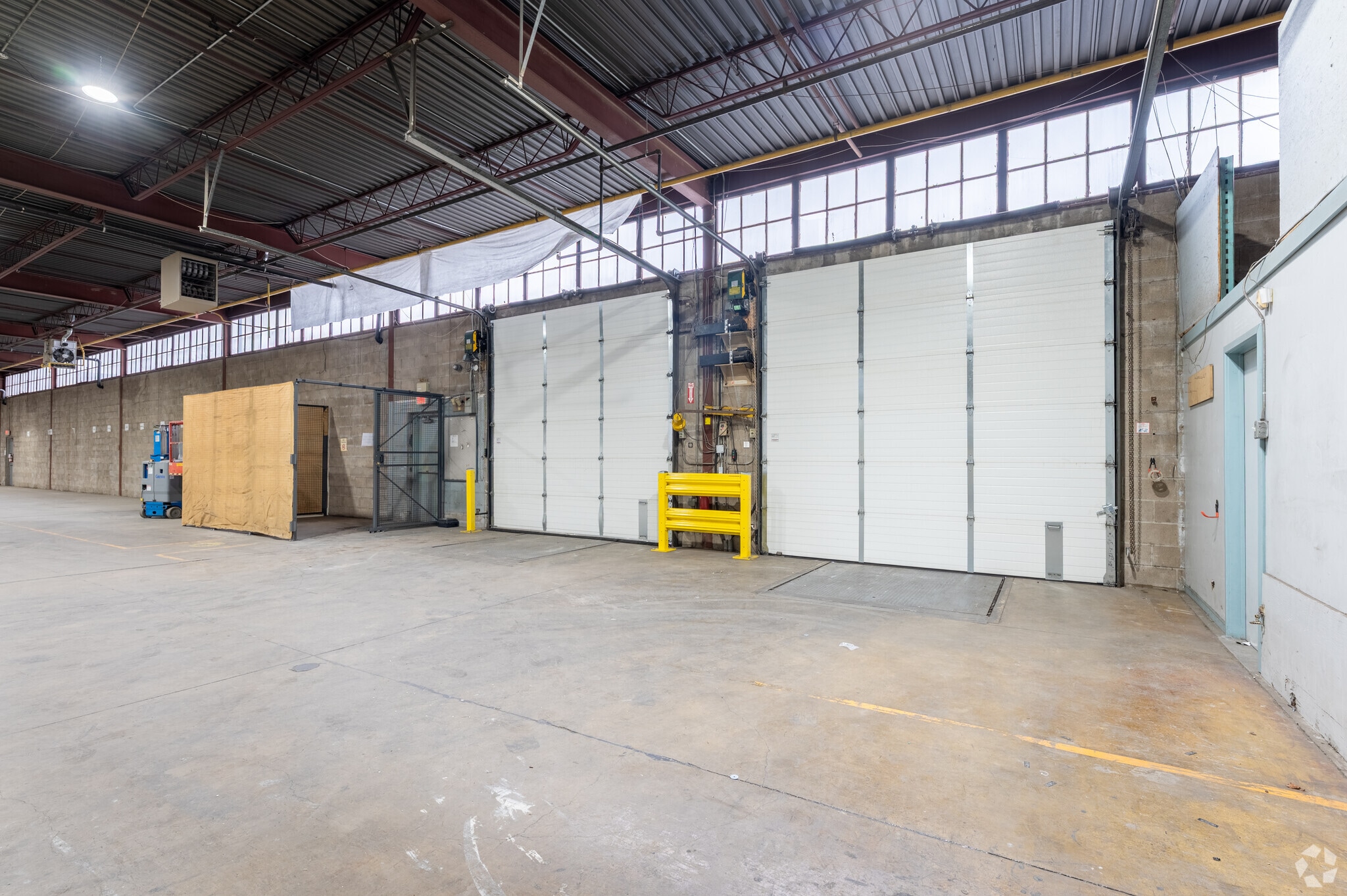 25 Tangiers Rd, Toronto, ON for lease Interior Photo- Image 1 of 26