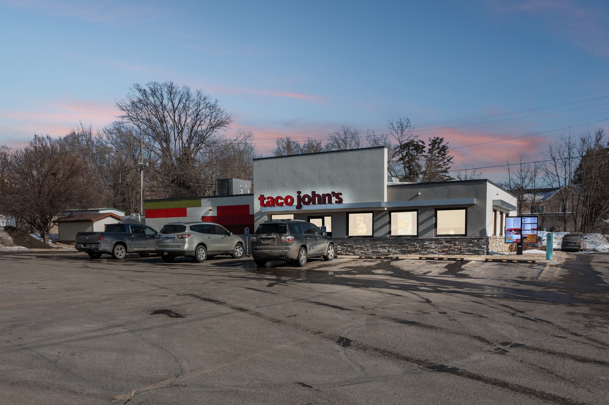 1212 N Union Ave, Fergus Falls, MN for sale Primary Photo- Image 1 of 3