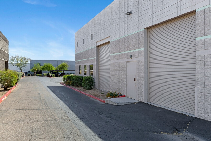 7860 E McClain Dr, Scottsdale, AZ for lease - Building Photo - Image 3 of 6