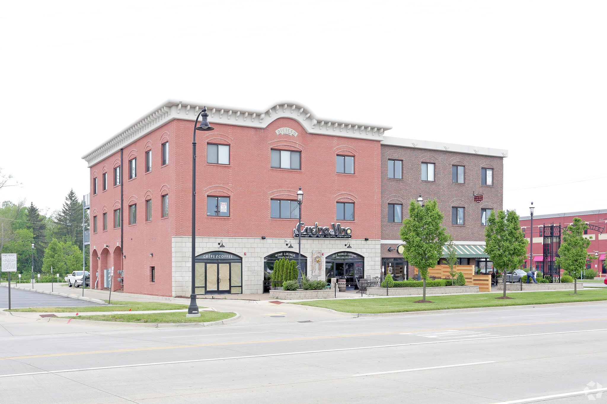 52957-52975 Van Dyke Ave, Shelby Township, MI for lease Primary Photo- Image 1 of 4