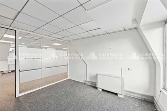 119-121 Avenue Des Champs Elysées, Paris for lease Building Photo- Image 1 of 4