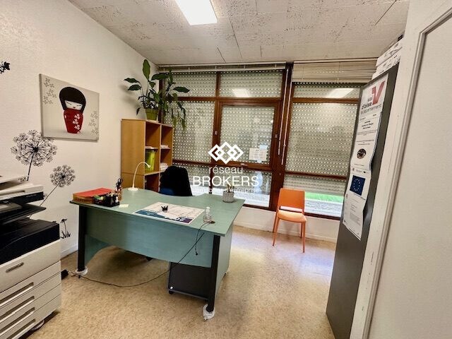 Bureau dans Argenteuil à louer Photo du bâtiment- Image 1 de 9