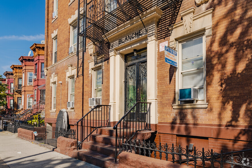 553 58th St, Brooklyn, NY for lease - Building Photo - Image 2 of 8