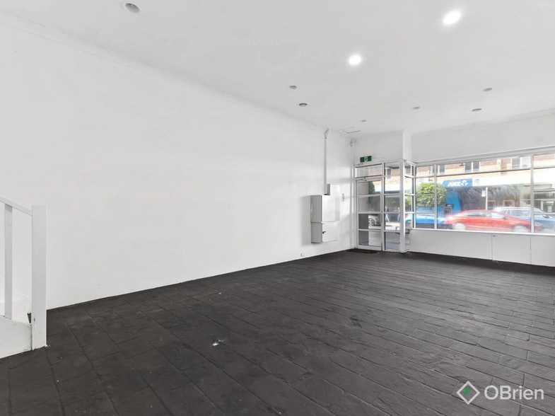 118 Balcombe Rd, Mentone for sale - Interior Photo - Image 3 of 15