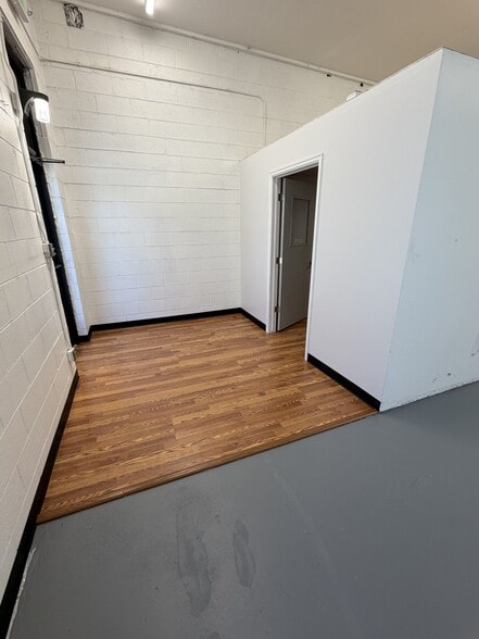 1115 Colorado Ave, Longmont, CO for lease - Building Photo - Image 3 of 4