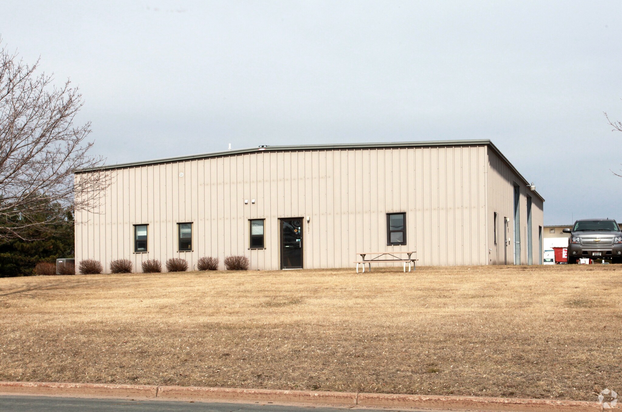 4621 Domain Dr, Menomonie, WI for lease Building Photo- Image 1 of 9