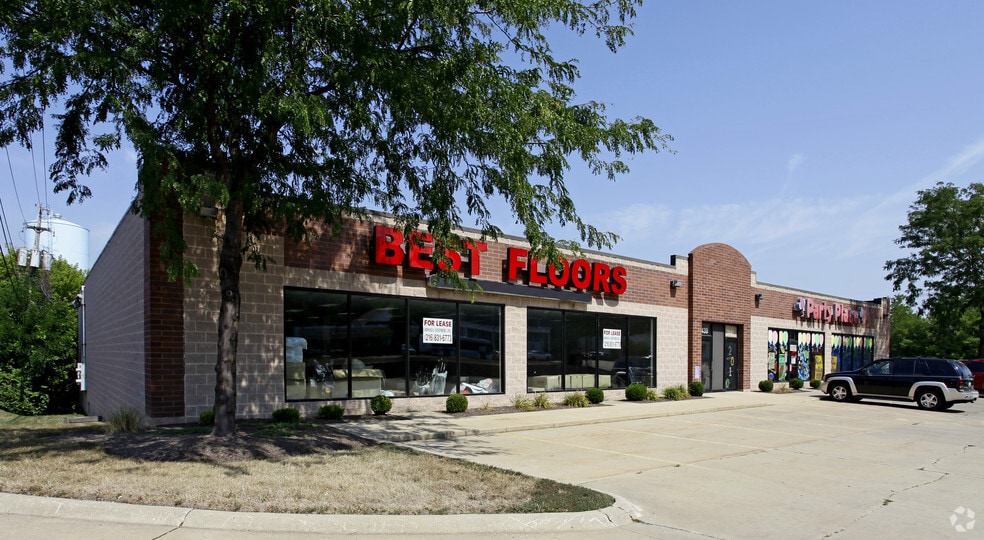 7437-7441 Mentor Ave, Mentor, OH à louer - Photo du bâtiment - Image 2 de 2