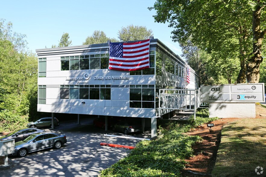 4055 Lake Washington Blvd NE, Kirkland, WA à louer - Photo du bâtiment - Image 2 de 8