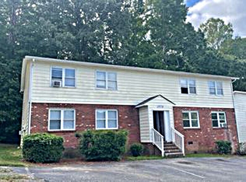 1966 Lakeview Rd, Asheboro, NC à vendre - Photo principale - Image 1 de 11