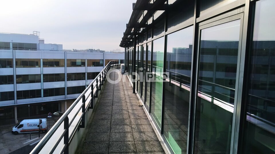Office in Reims for lease Building Photo- Image 1 of 11