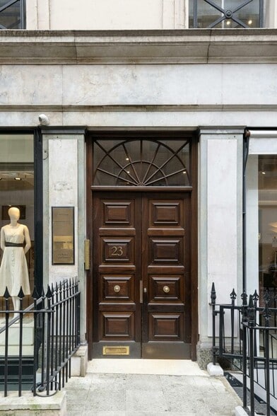 23-23A Bruton St, London for lease - Building Photo - Image 2 of 13