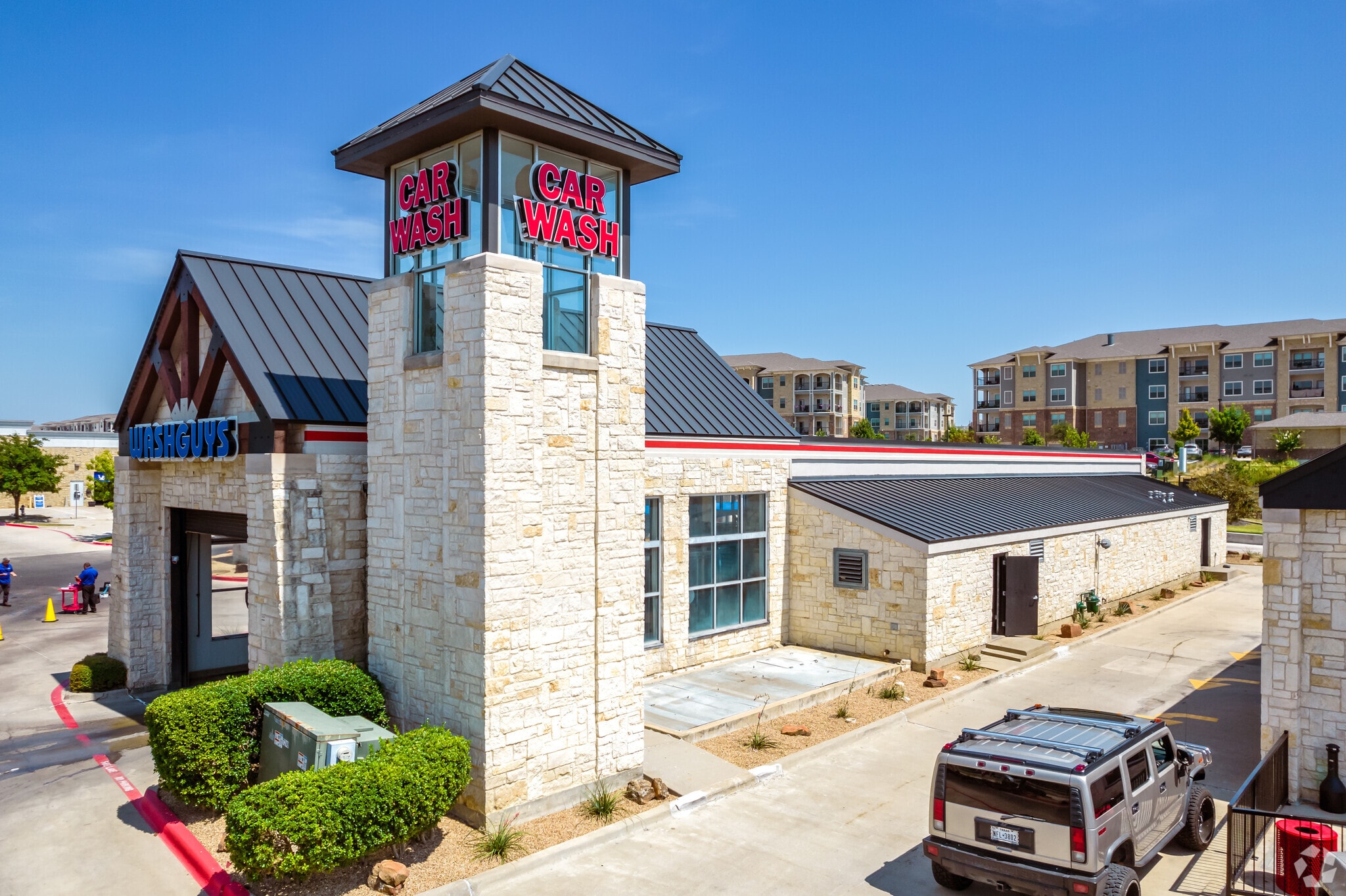 WashGuys Sale-Leaseback Opportunity portfolio of 9 properties for sale on LoopNet.ca Building Photo- Image 1 of 10