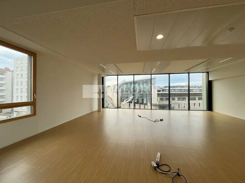 259-261 Avenue Jean Jaurès, Lyon for lease - Interior Photo - Image 3 of 15