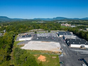 744-766 N Lee Hwy, Lexington, VA à louer Aérien- Image 2 de 3