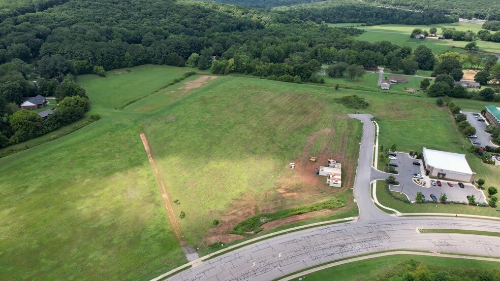 1 Taylor Court Circle, Owens Cross Roads, AL à vendre - Photo du bâtiment - Image 2 de 7