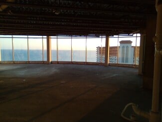 More details for 9860 S Thomas Dr, Panama City Beach, FL - Multifamily for Sale