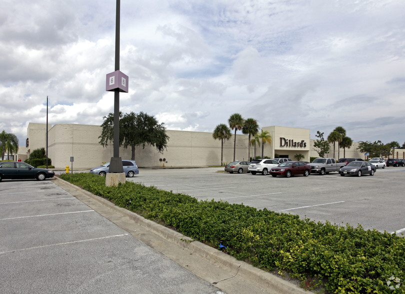 1700 W New Haven Ave, Melbourne, FL for lease - Building Photo - Image 2 of 7