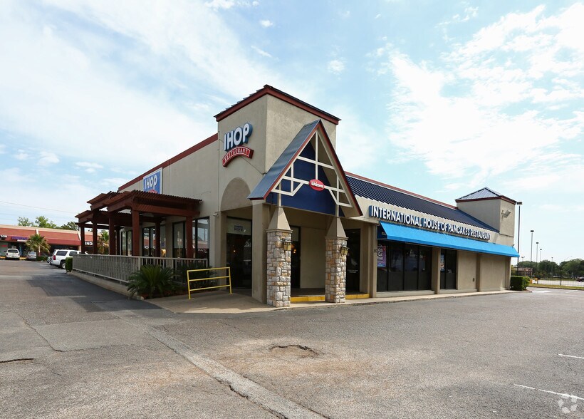 111-191 Greens Rd, Houston, TX à louer - Photo principale - Image 3 de 5