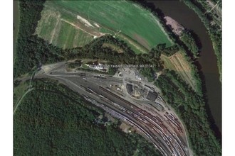 6 Railroad Yard Rd, Deerfield, MA - aerial  map view