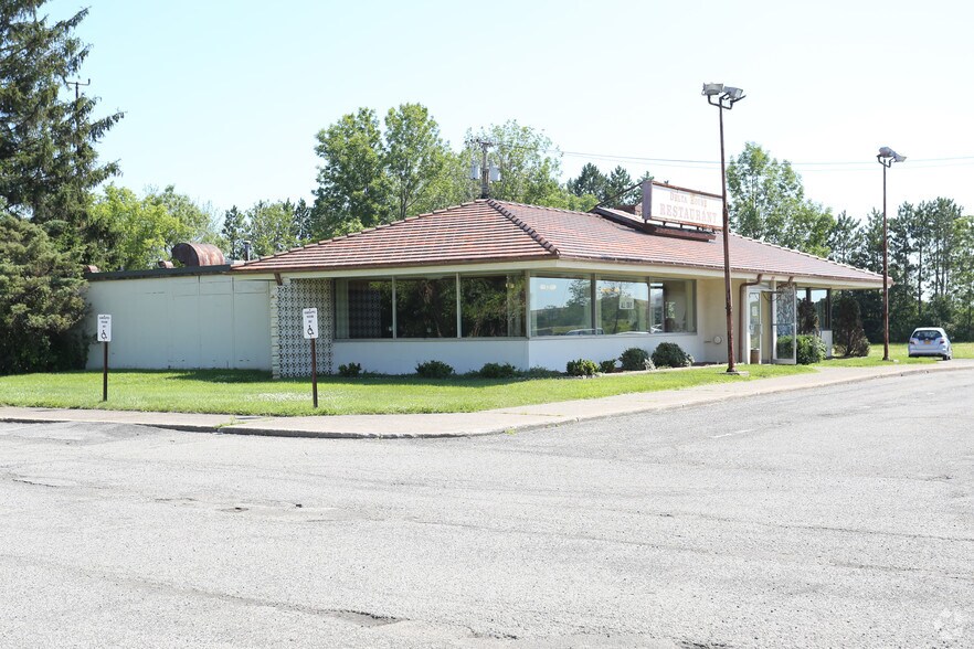 2550 Buffalo Rd, Gates, NY à vendre - Photo du bâtiment - Image 1 de 6