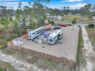 Plus de détails pour 516 2nd NW st, Steinhatchee, FL - Spécialité à vendre