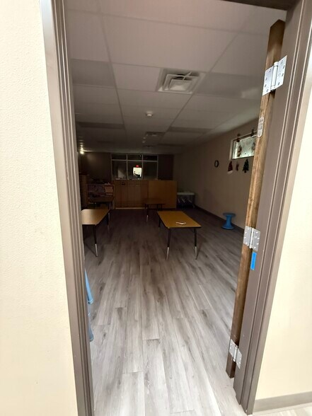 1351 N Zaragoza Rd, El Paso, TX à vendre - Photo intérieure - Image 2 de 29