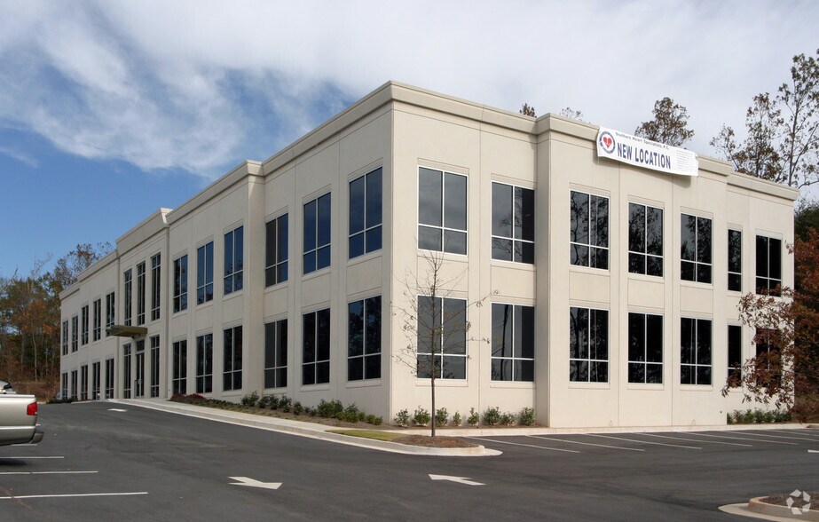 4851-4899 Bill Gardner Pky, Locust Grove, GA à louer - Photo du bâtiment - Image 2 de 19