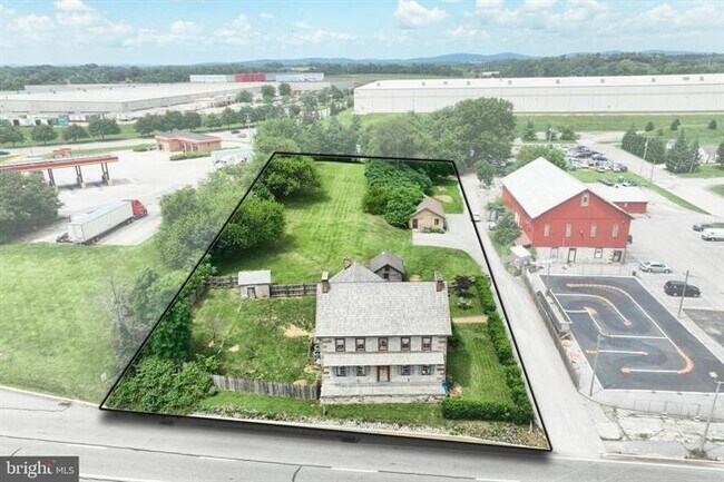 More details for 4415 W Market St, York, PA - Specialty for Sale