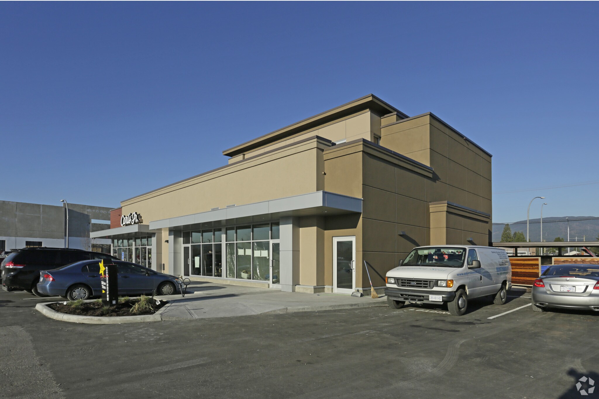 1940 Oxford Connector, Port Coquitlam, BC à vendre Photo du bâtiment- Image 1 de 1