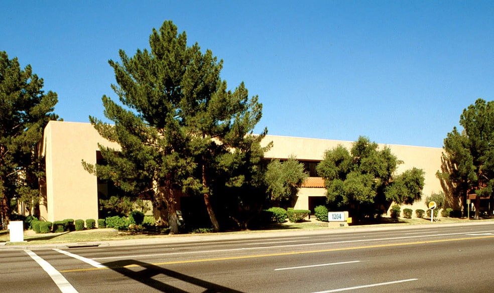 1204 E Baseline Rd, Tempe, AZ à louer - Photo du bâtiment - Image 2 de 24