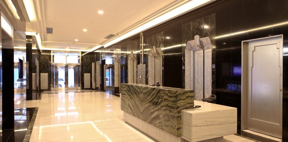 1 Platt St, New York, NY à louer - Hall d’entrée - Image 3 de 8