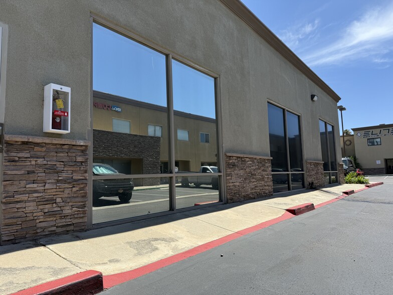 8288-8290 Miramar Rd, San Diego, CA for lease - Building Photo - Image 3 of 3