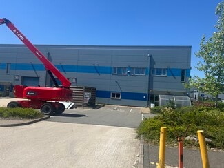 Plus de détails pour Units 5-12 Hall Ave, Ashford - Industriel à louer