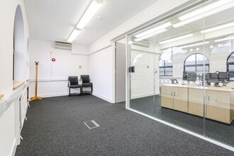 43 Westminster Bridge Rd, London for lease Interior Photo- Image 2 of 7