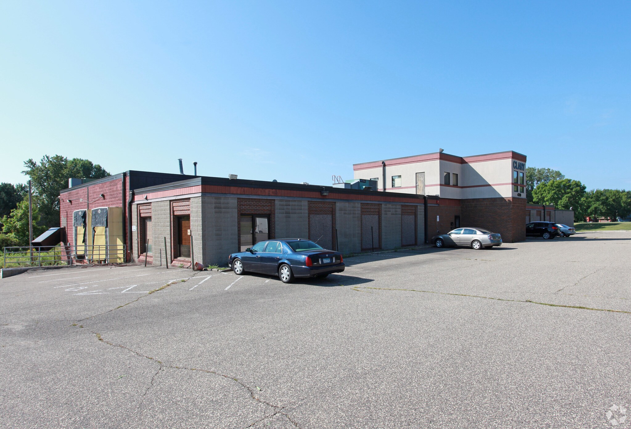 4730-4740 N Quebec Ave, New Hope, MN à vendre Photo principale- Image 1 de 7