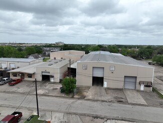 Plus de détails pour 1203 Center St, Pasadena, TX - Industriel à louer