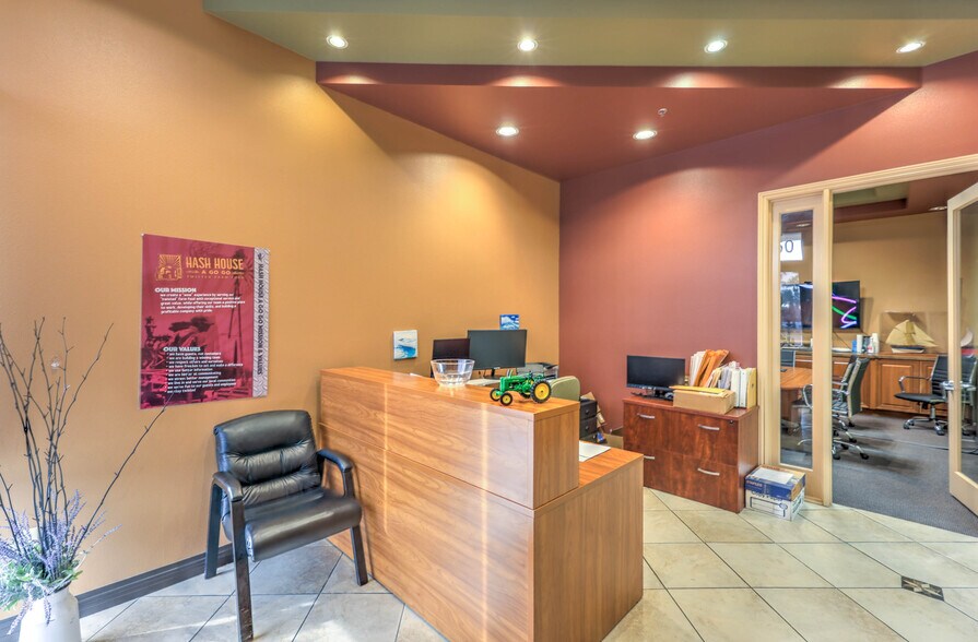 2850 S Jones Blvd, Las Vegas, NV à vendre - Photo intérieure - Image 3 de 11