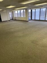 6160 N Cicero Ave, Chicago, IL for lease Building Photo- Image 1 of 4