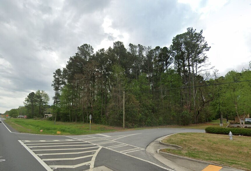 3030 Jim Owens Rd NW, Kennesaw, GA à vendre - Photo du bâtiment - Image 2 de 6