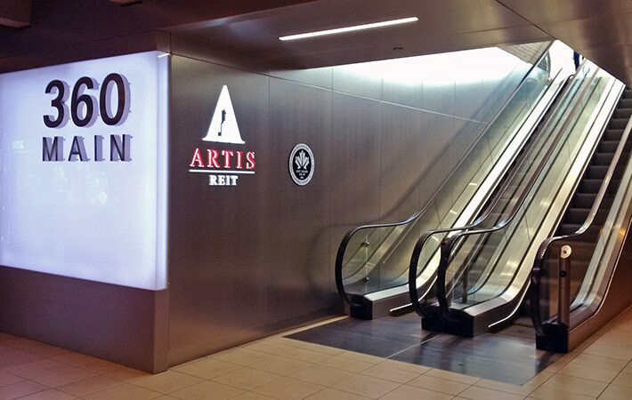 360 Main St, Winnipeg, MB à vendre - Photo du bâtiment - Image 1 de 1