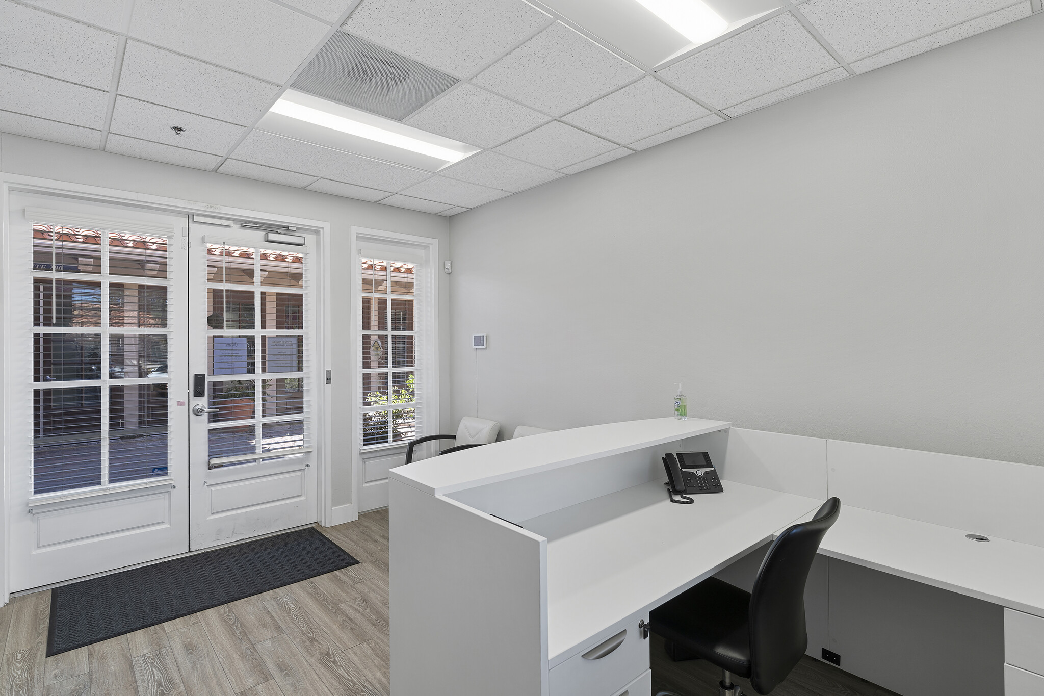 3037 E Warm Springs Rd, Las Vegas, NV for lease Interior Photo- Image 1 of 8