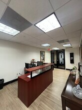 2665 S Bayshore Dr, Coconut Grove, FL à louer Photo intérieure- Image 2 de 8