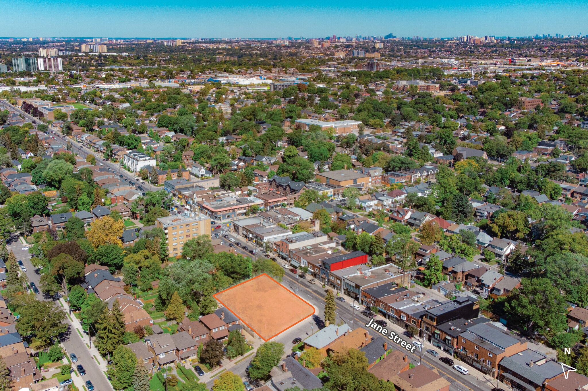 360-368 Jane St, Toronto, ON à vendre Photo du bâtiment- Image 1 de 3