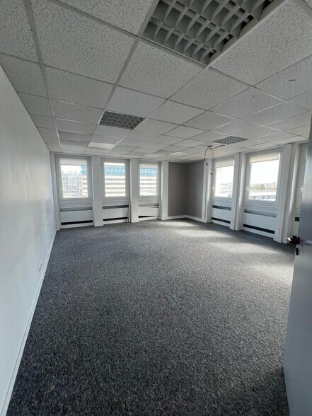 1 Voie Felix Eboue, Créteil à vendre - Photo intérieure - Image 3 de 10
