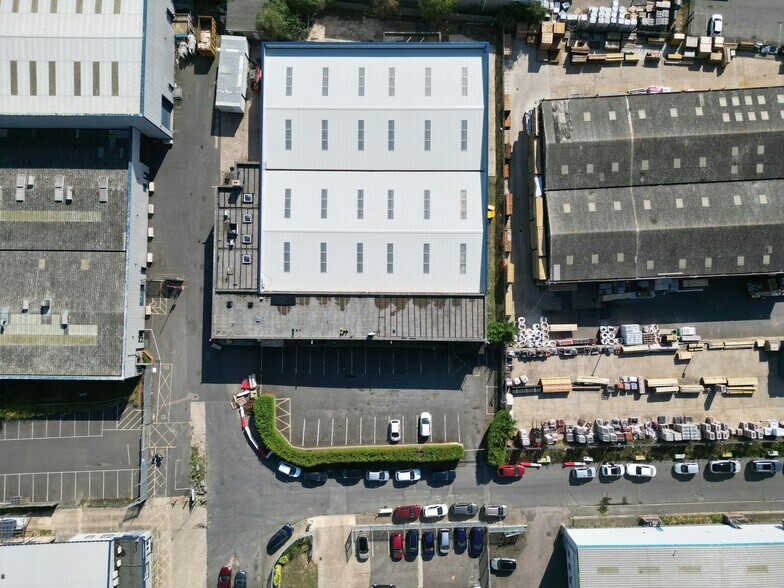 7 Glebe Rd, Huntingdon à vendre - Photo du bâtiment - Image 2 de 8