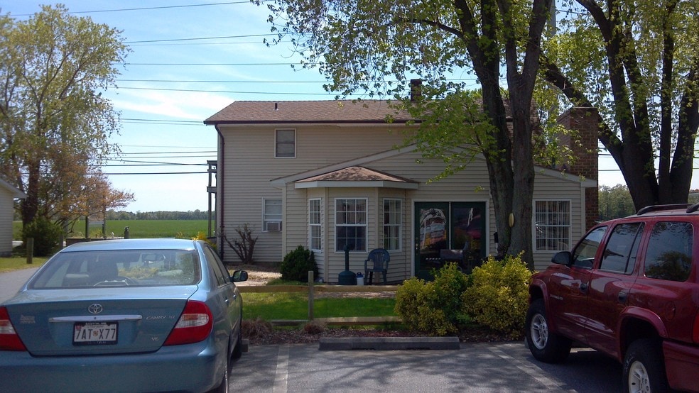 2109 Main St, Chester, MD à vendre - Photo du bâtiment - Image 1 de 12