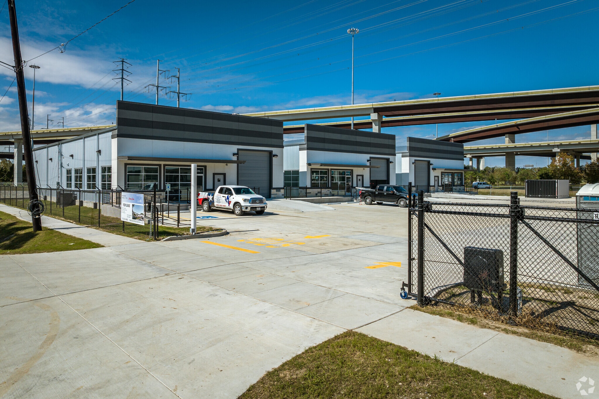 Eddie Dr, Humble, TX for lease Primary Photo- Image 1 of 2
