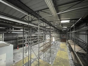 Flex in Coignières for lease Interior Photo- Image 2 of 3