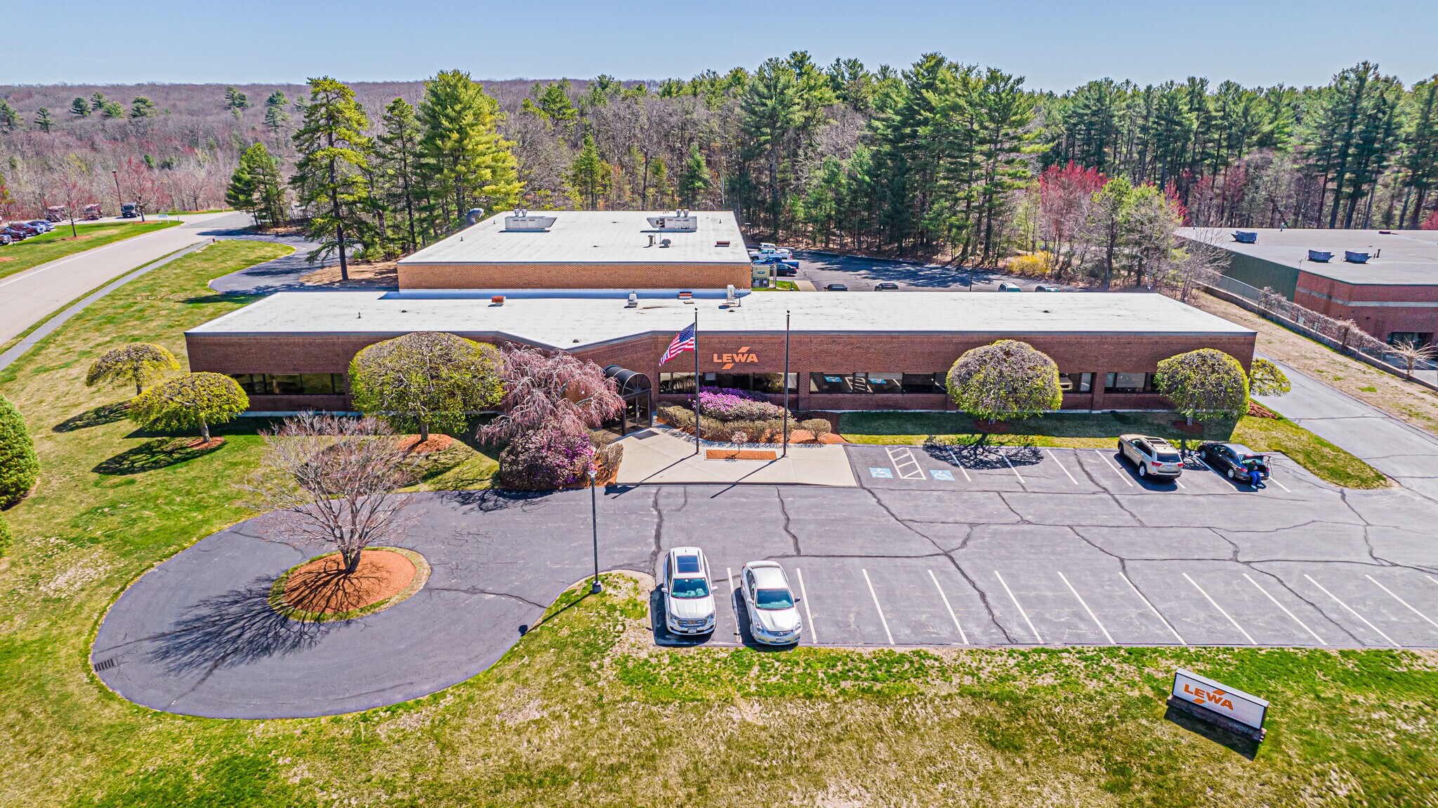 132 Hopping Brook Rd, Holliston, MA à vendre Photo du bâtiment- Image 1 de 1